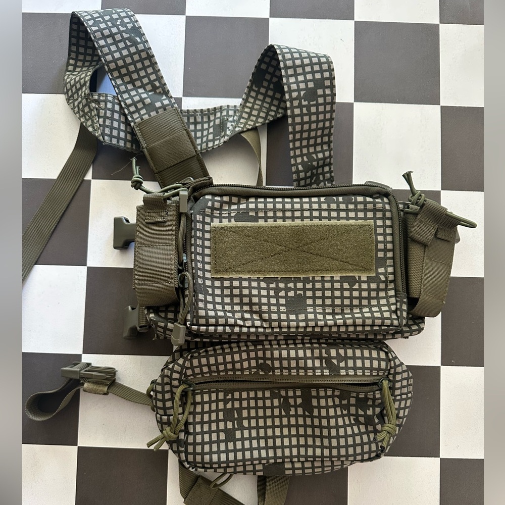 D3 Chest Rig Desert Night Camo